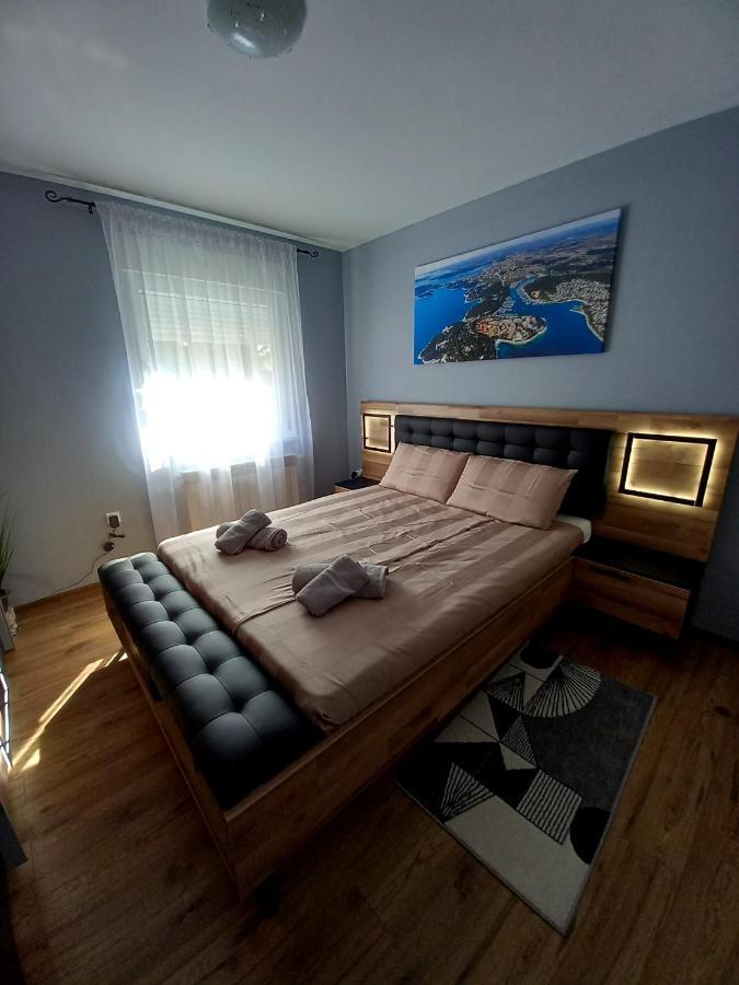 Apartman Barbara Apartment Пула Екстериор снимка